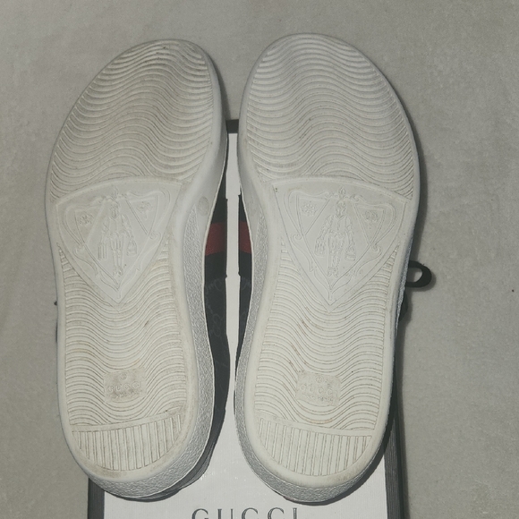 Gucci Men's Sneakers with Red and Navy Blue - Picture 5 of 7